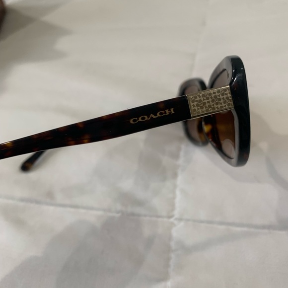 Coach Tortoise Shell Frame Sunglasses - Picture 5 of 5